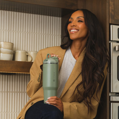 Ease2o 32oz | Compact Water Bottle with Straw & Chug Spout – Courtyard