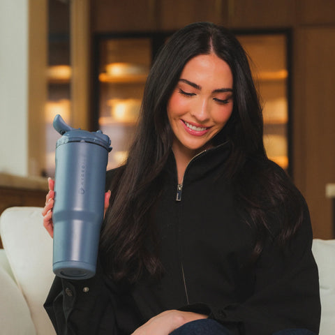 Ease2o 32oz | Compact Water Bottle with Straw & Chug Spout – Cascade